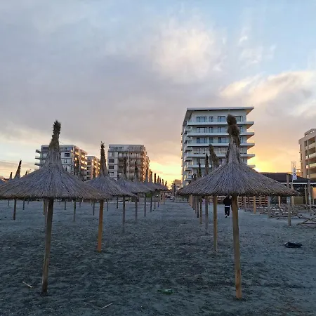 アパート Holiday Beach 120m ナボダリ